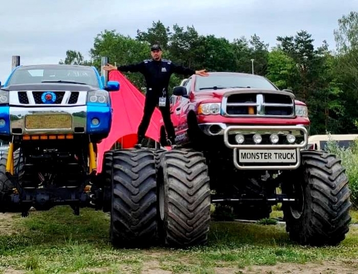 Monster truck  z warsztatu &quot;Przemysław Pszemkovskys&quot; - ma brata...