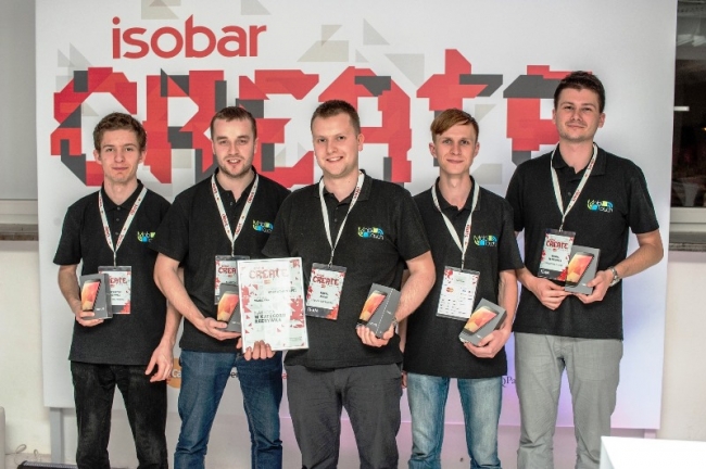Studenci rzeszowskiej WSIiZ wygrali maraton programistyczny!