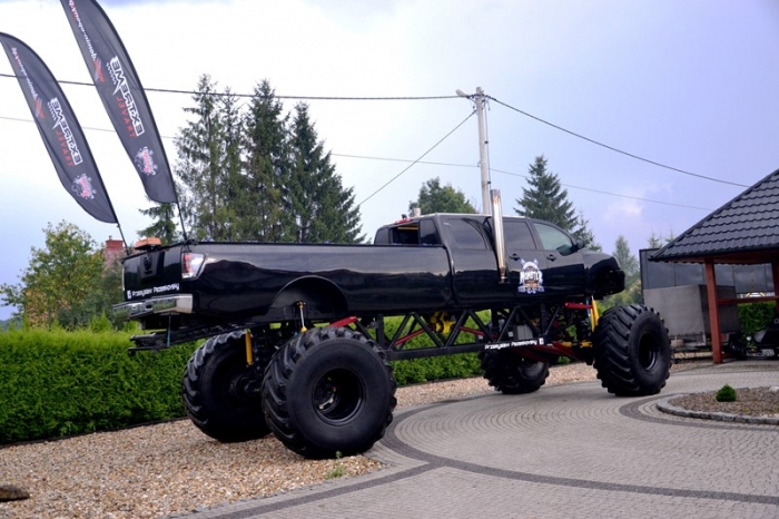 Dynów. Największy na świecie(!) monster truck