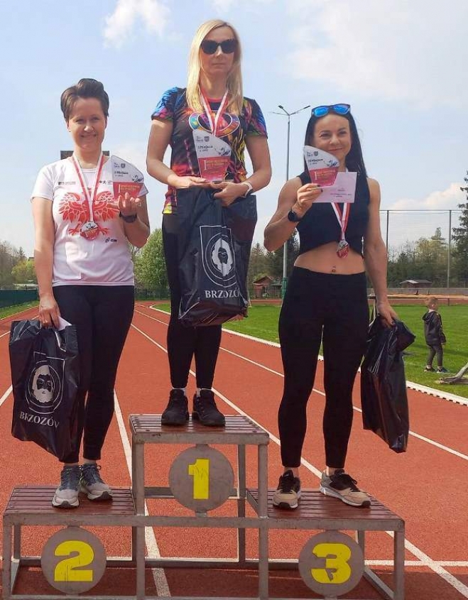 1 Brzozowski Nocny 12-godzinny Bieg z okazji uchwalenia Konstytucji 3-go Maja