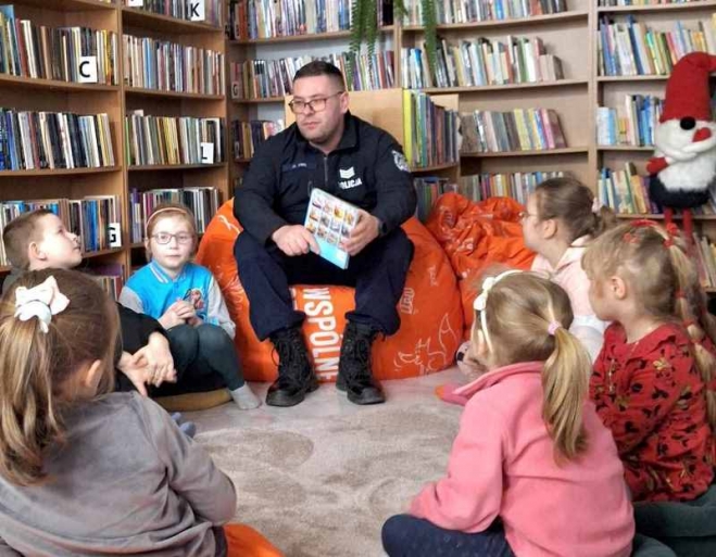 „Zimowe szeptanki” z policjantem